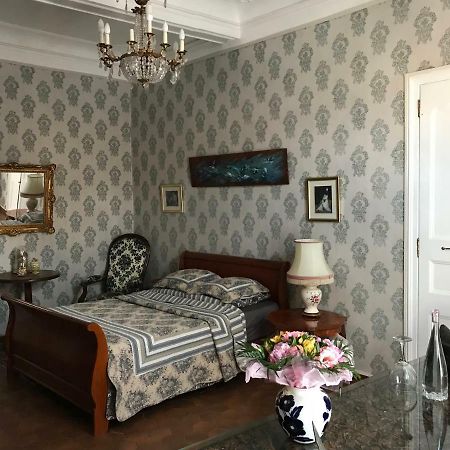 Hotel Chez Les Artistes Servian Zewnętrze zdjęcie