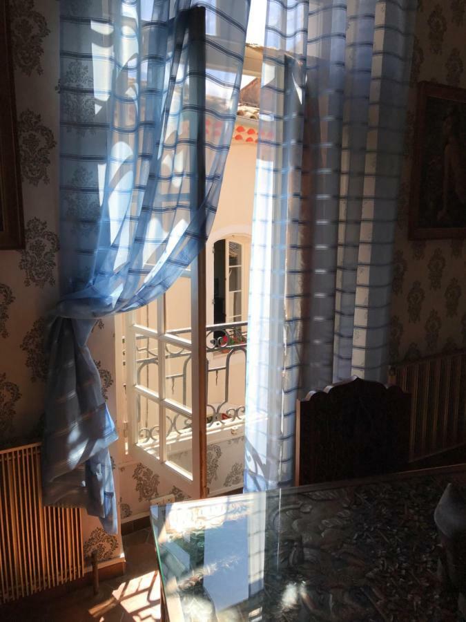 Hotel Chez Les Artistes Servian Zewnętrze zdjęcie