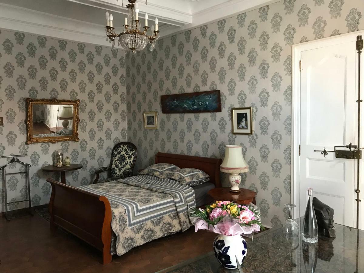 Hotel Chez Les Artistes Servian Zewnętrze zdjęcie
